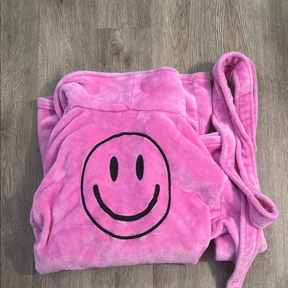 Pink Victoria Secret plush robe with smiley face